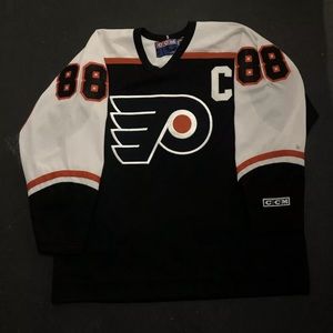 Vintage Eric Lindros Philadelphia Flyers Jersey